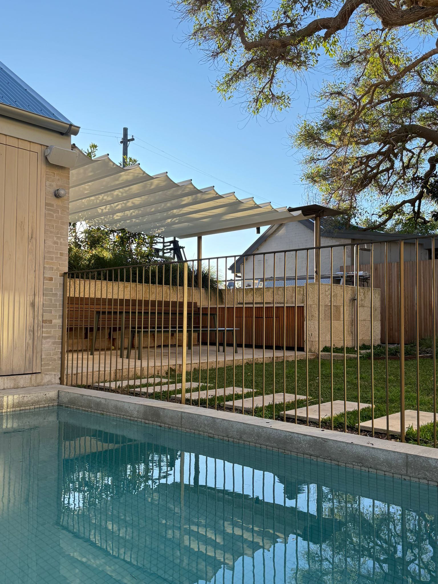 Wall or fascia to posts